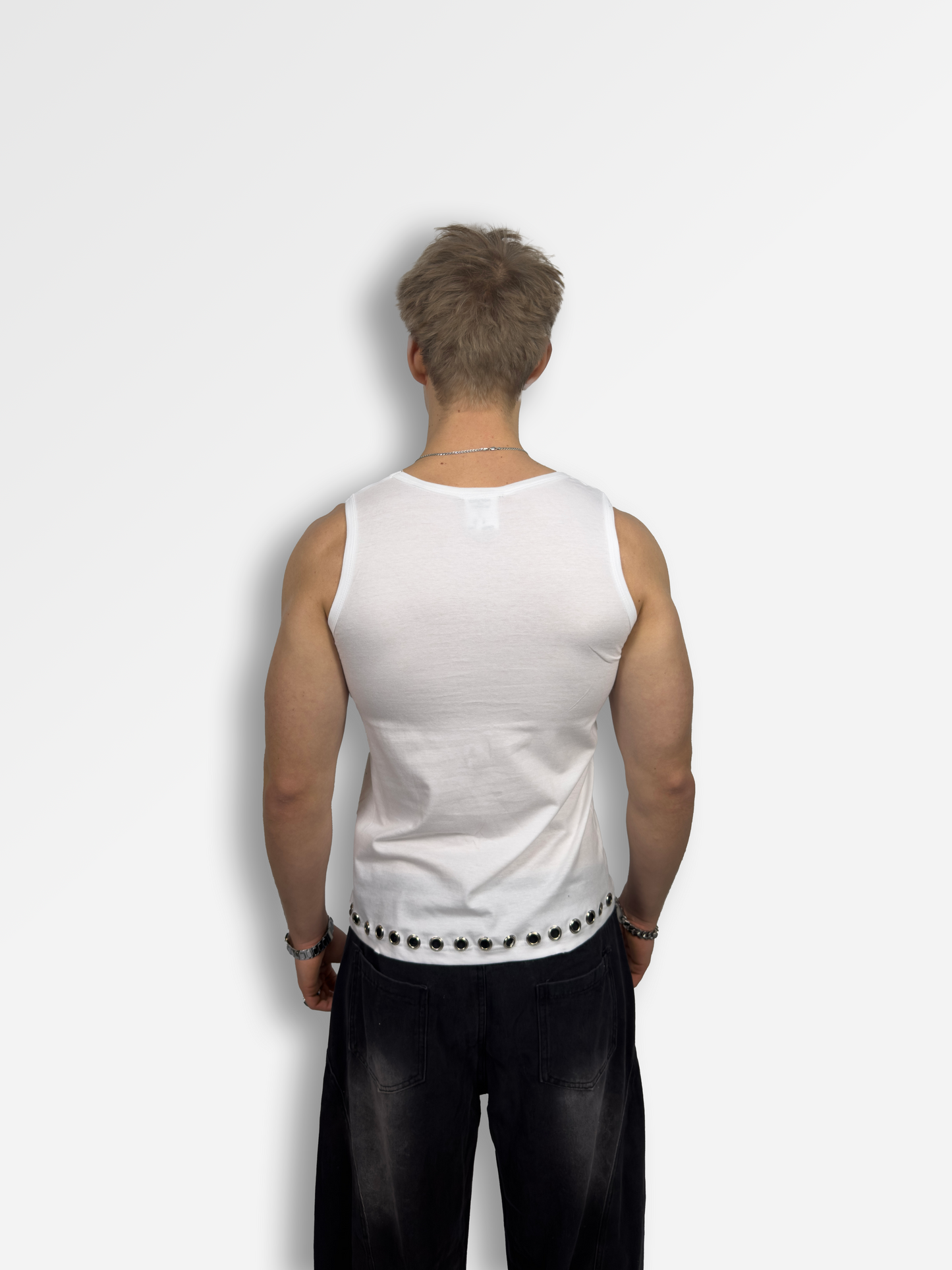 Core Tank Top Hardware 02