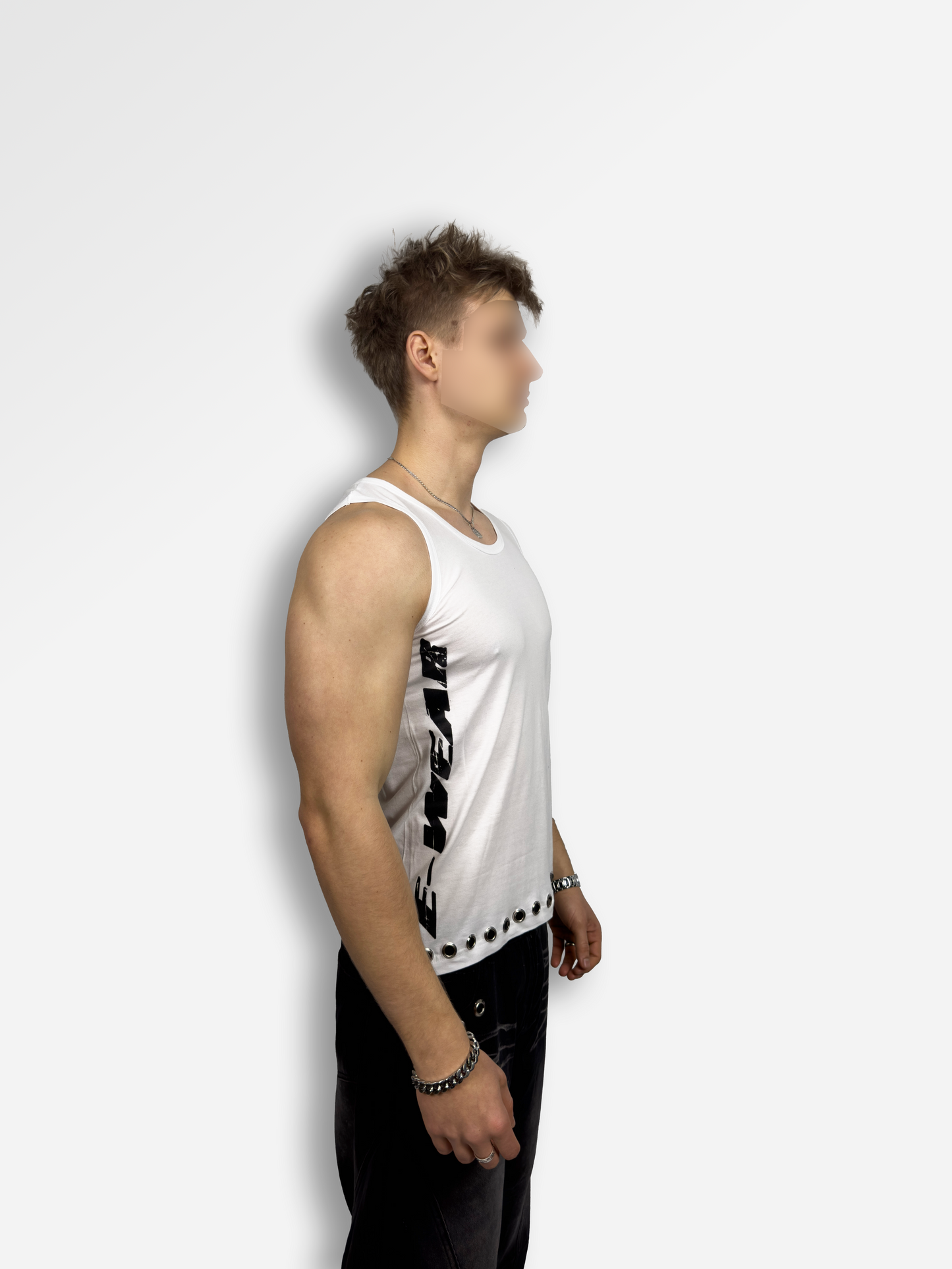 Core Tank Top Hardware 02
