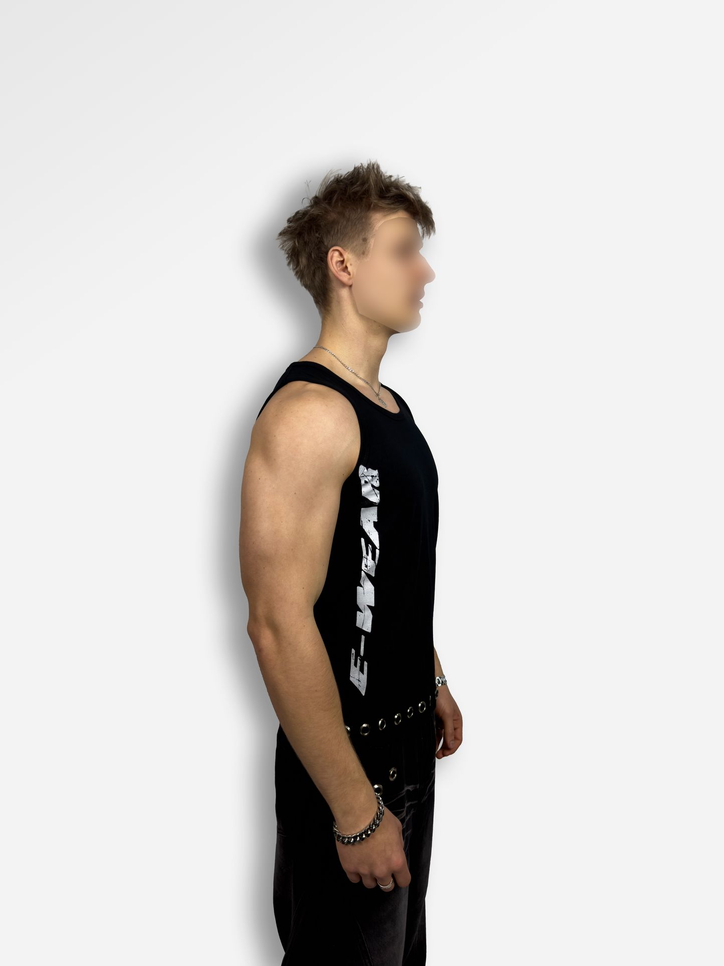 Core Tank Top Hardware 02